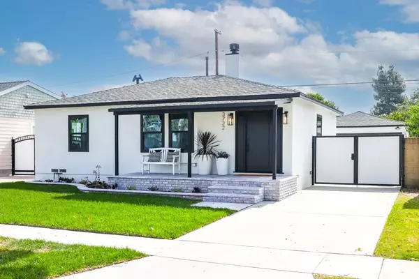 Long Beach, CA 90808,3722 Charlemagne Avenue