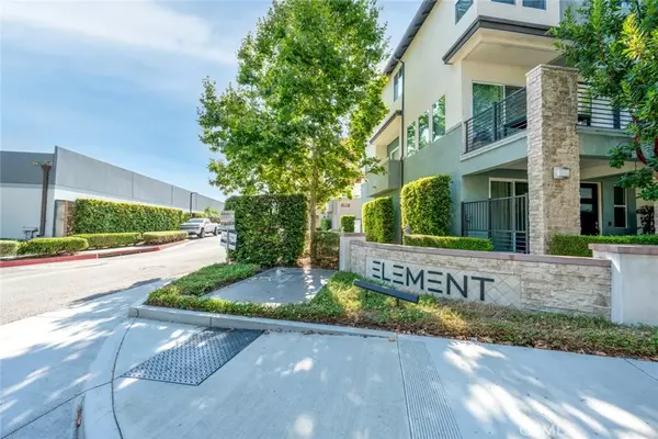 Brea, CA 92821,721 Manhattan Drive #74