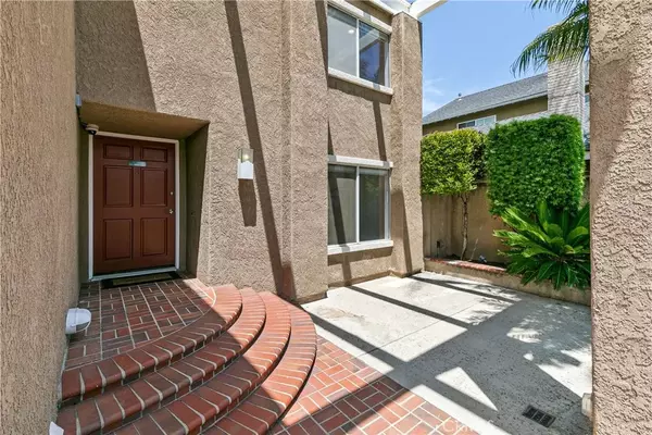 Cypress, CA 90630,6087 James Alan Street
