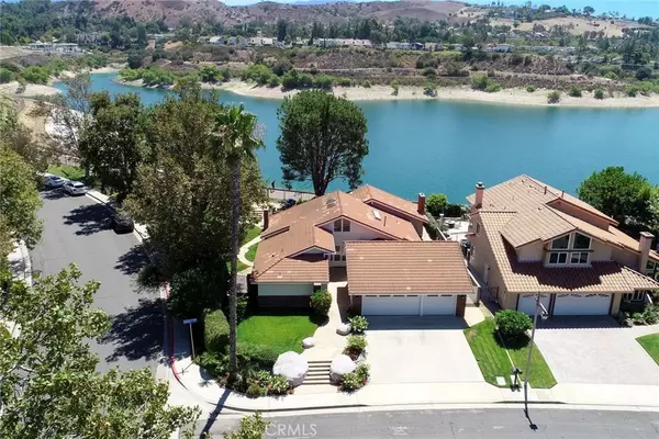 800 S Swallow Way,  Anaheim Hills,  CA 92807