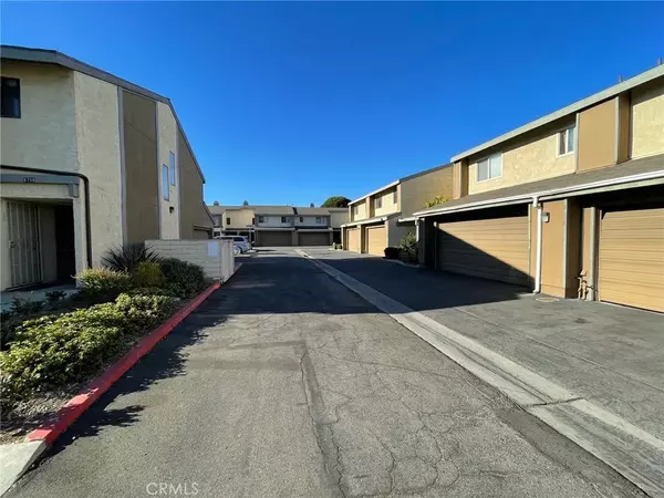 Garden Grove, CA 92844,13940 Sandy Way #25A