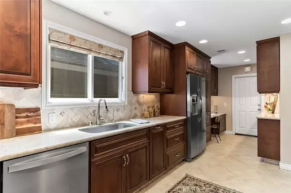 Long Beach, CA 90808,3480 Fela Avenue