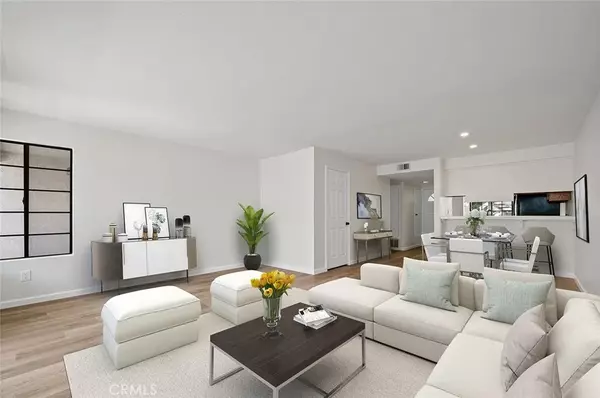 4682 Warner Avenue #A211, Huntington Beach, CA 92649