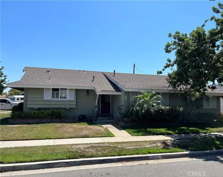 2802 Francis Lane, Costa Mesa, CA 92626