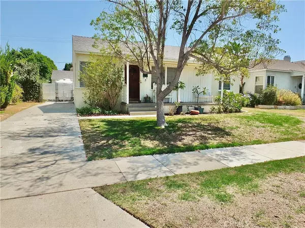 Lakewood, CA 90712,5002 Montair Avenue