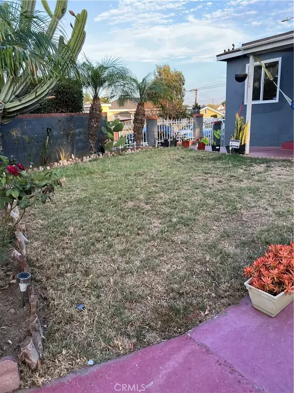 Wilmington, CA 90744,302 W Lomita Boulevard