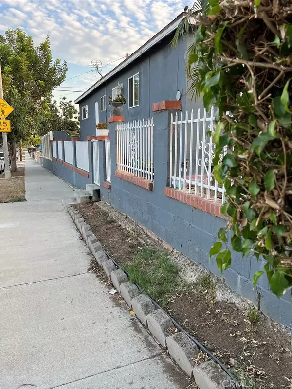 Wilmington, CA 90744,302 W Lomita Boulevard