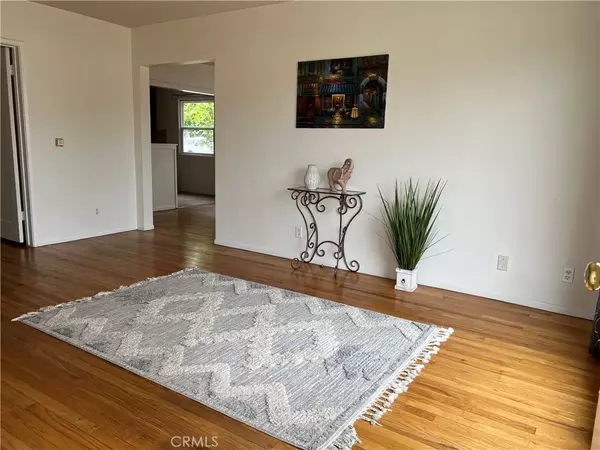 Lakewood, CA 90713,5729 Wolfe Street