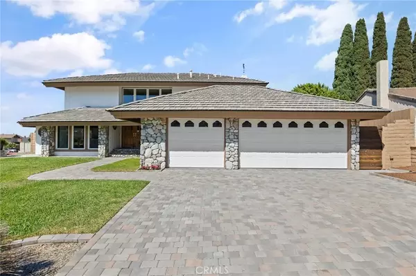 919 Oakcrest Avenue, Brea, CA 92821