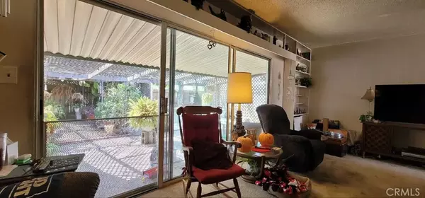 Lakewood, CA 90713,6524 Dashwood St.