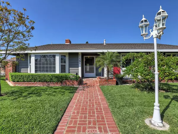 11581 Elizabeth Street, Garden Grove, CA 92840