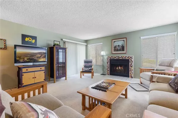 Signal Hill, CA 90755,2600 E Panorama Drive #201