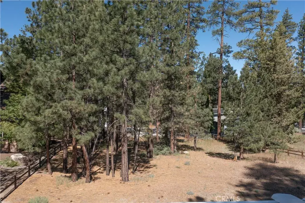 Big Bear Lake, CA 92315,212 Houston