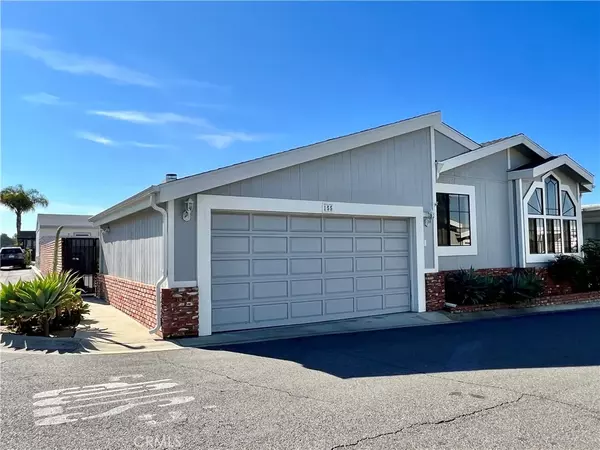 Laguna Hills, CA 92653,23301 Ridge Route #155