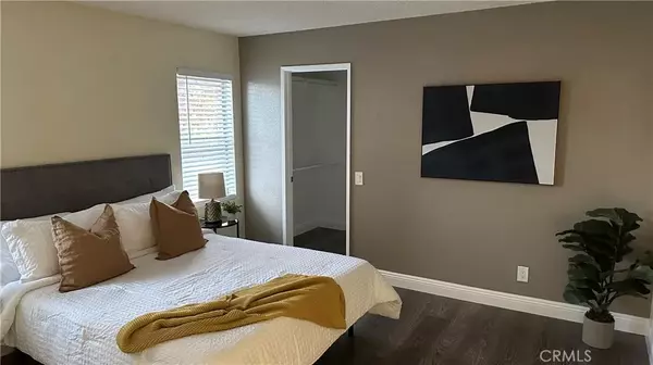 La Habra, CA 90631,511 S Walnut Street #20