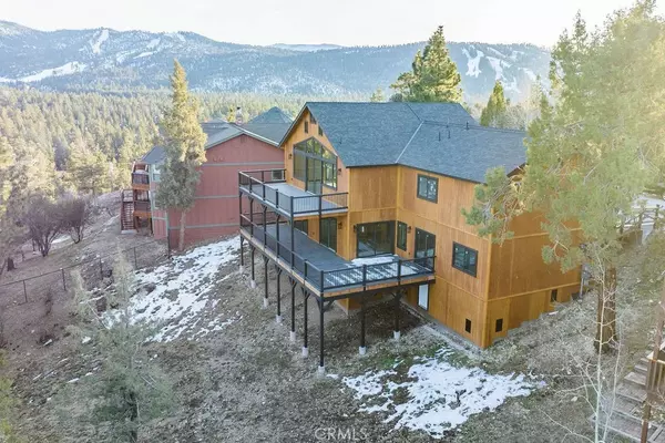 Big Bear Lake, CA 92315,370 Starlight Circle