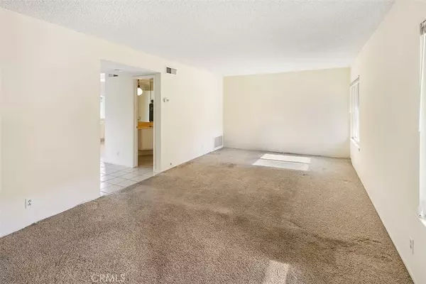 Fountain Valley, CA 92708,10362 Powderhorn River Court