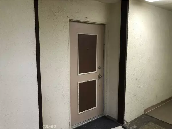 23515 Lyons Avenue #161, Valencia, CA 91355