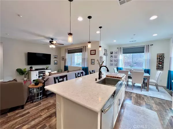 Palmdale, CA 93551,2906 Crocus Place