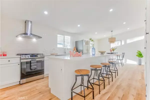 709 Greenbank Avenue, Duarte, CA 91010