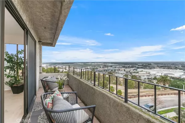 Signal Hill, CA 90755,2600 E Panorama Drive #303