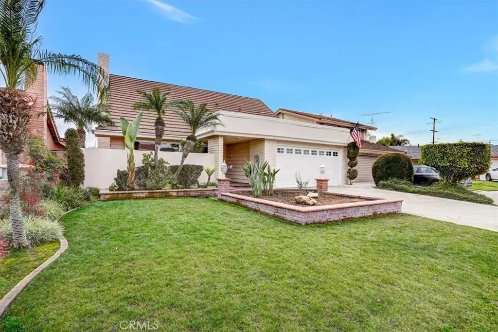 La Palma, CA 90623,5042 Andrew Drive