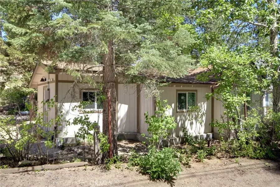 39219 Cedar Dell Road, Fawnskin, CA 92333