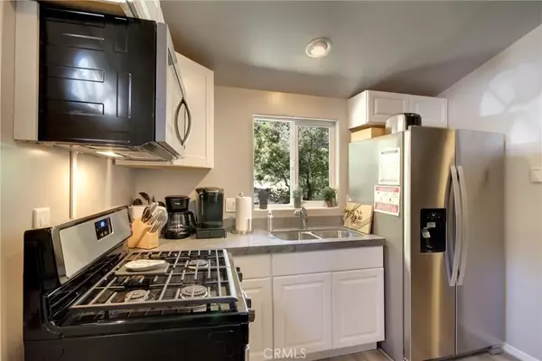 Fawnskin, CA 92333,39219 Cedar Dell Road