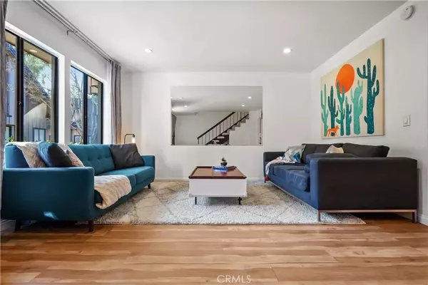 Northridge, CA 91324,9767 Reseda Boulevard #95