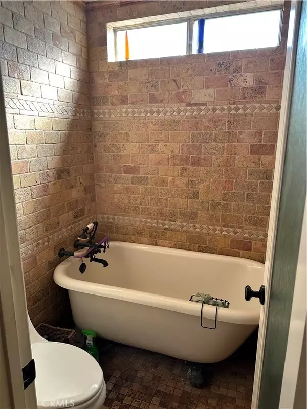 Van Nuys, CA 91406,15425 Sherman Way #308