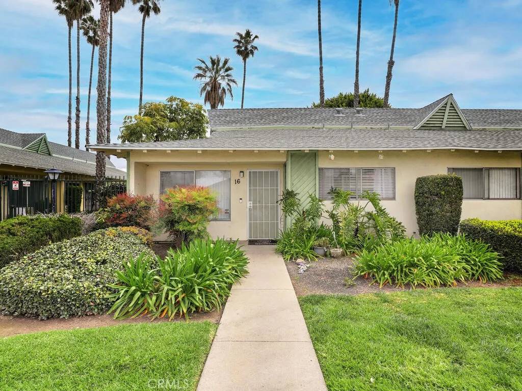 15712 Pasadena Avenue #16, Tustin, CA 92780