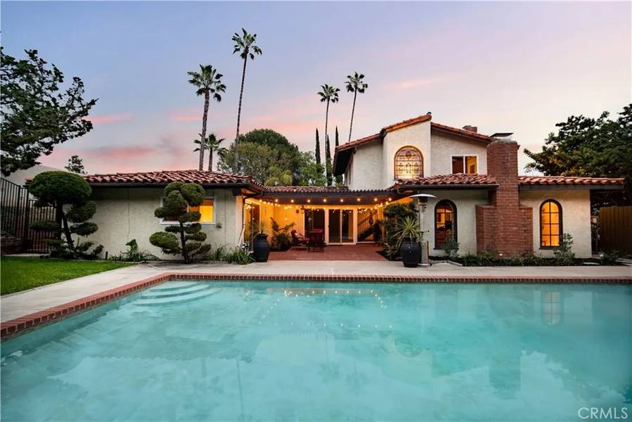 10501 Grove Oak Drive, North Tustin, CA 92705