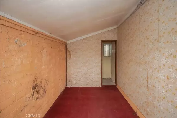 Hawthorne, CA 90250,3869 W 132nd Street