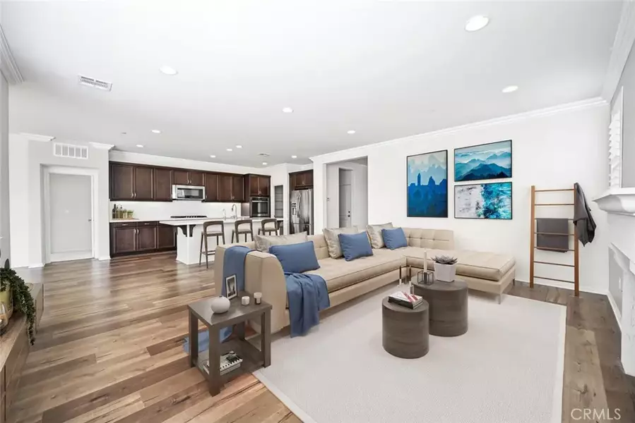 28222 Houston Court, Saugus, CA 91350