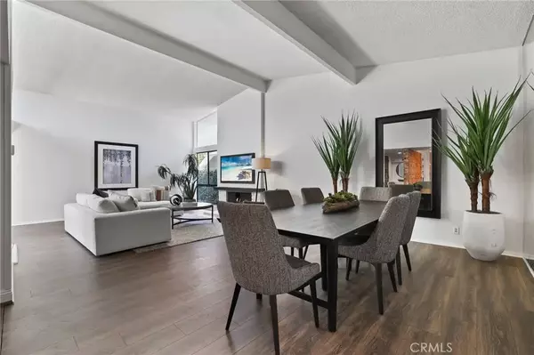 Rossmoor, CA 90720,12282 Kensington Road