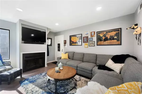 La Habra, CA 90631,212 W Olive Avenue #C