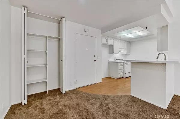 Yorba Linda, CA 92886,4784 Lakeview Avenue