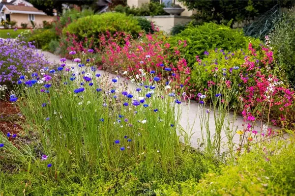 Rossmoor, CA 90720,3172 Brimhall Drive