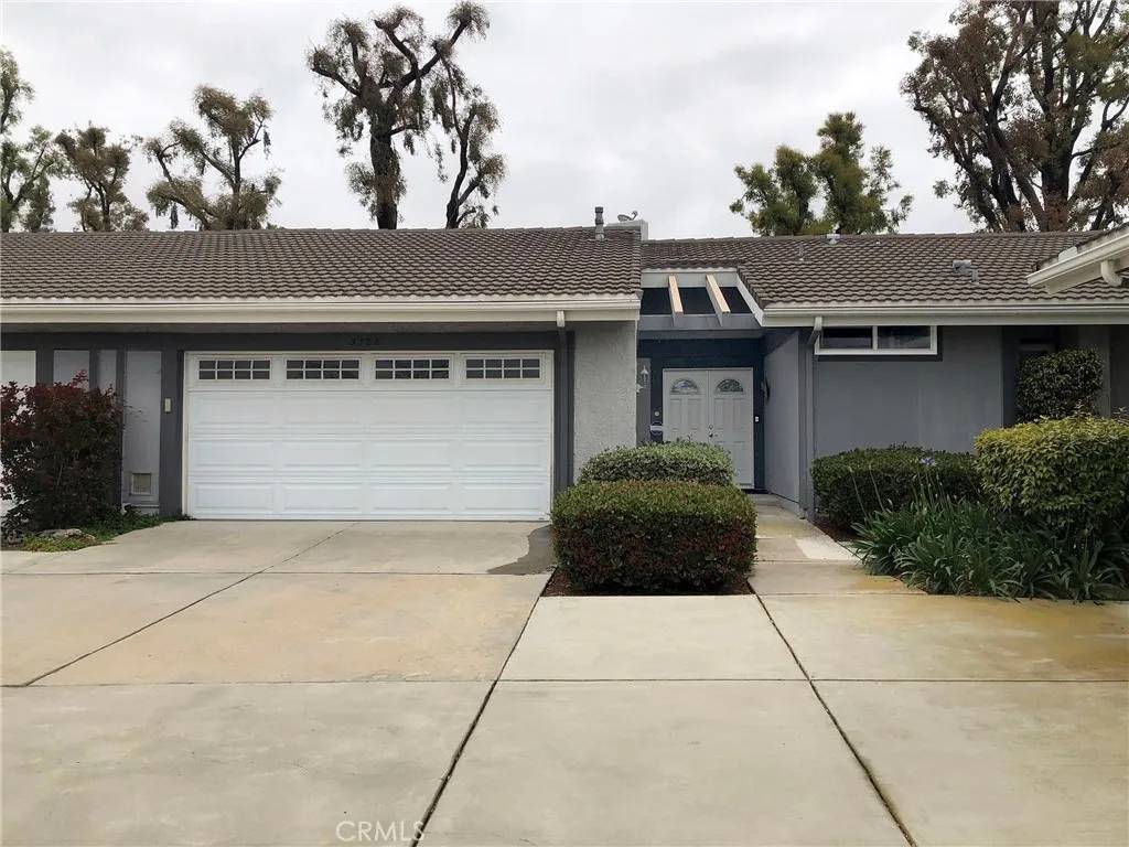 San Clemente, CA 92672,3328 Calle La Veta
