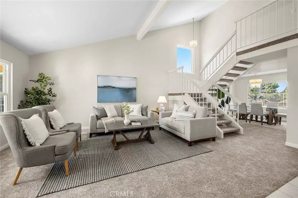 Anaheim Hills, CA 92807,480 S Avenida Faro