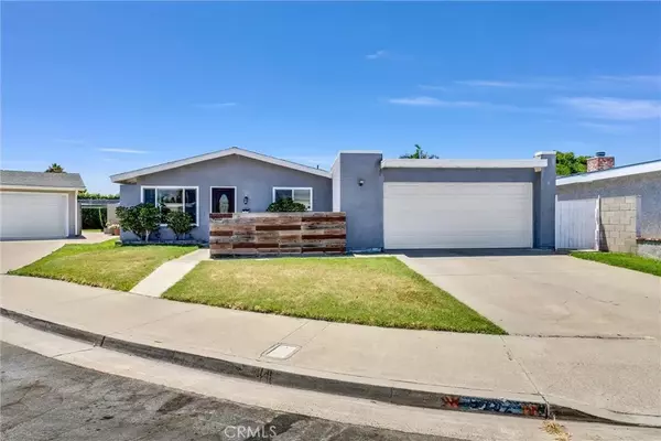9202 Scougall Circle, Huntington Beach, CA 92646