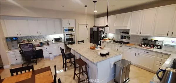 Fullerton, CA 92833,2189 Root Street