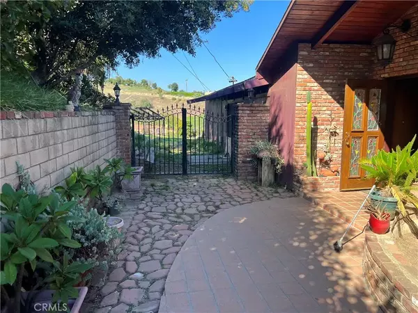 La Habra Heights, CA 90631,1950 Le Flore Drive