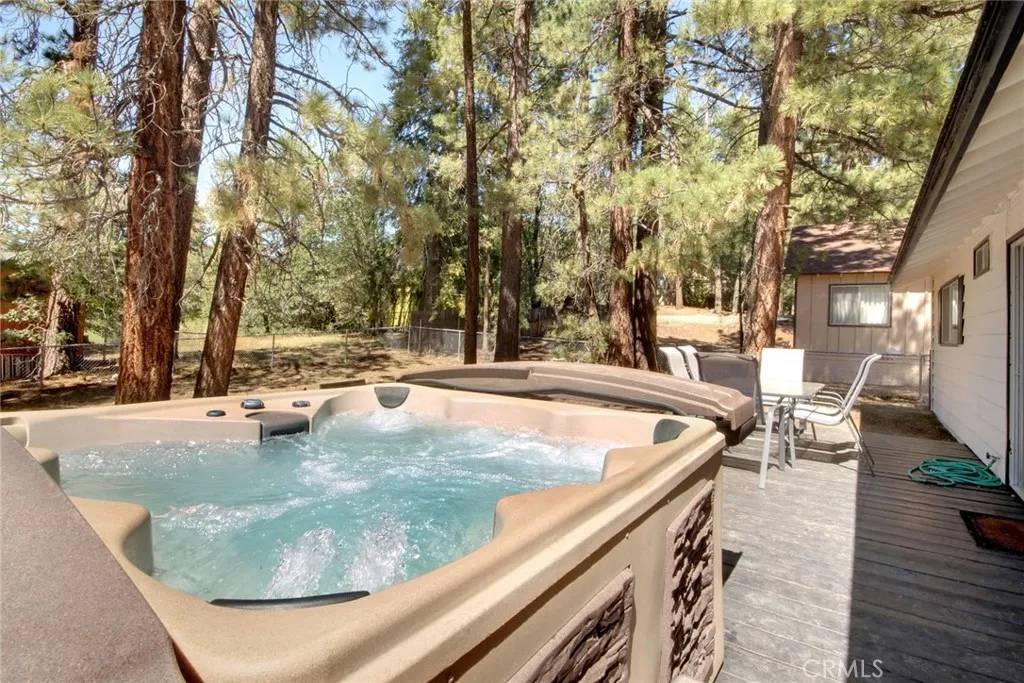 Big Bear, CA 92315,43194 Sheephorn Road