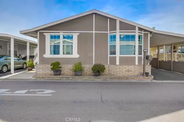 Stanton, CA 90680,10550 Western Avenue #114