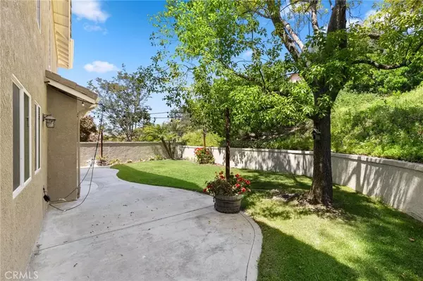 Anaheim Hills, CA 92808,988 S Creekview Lane