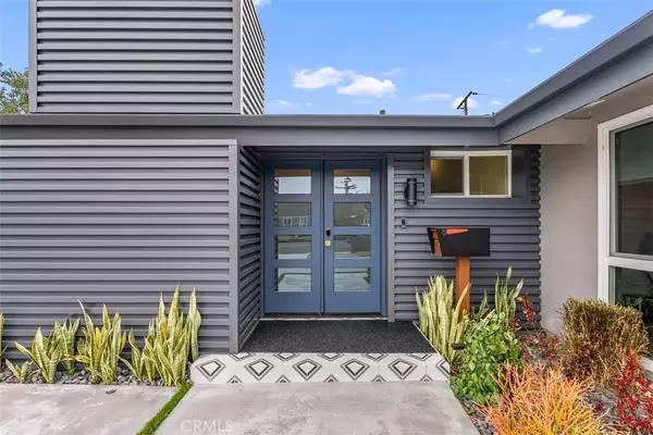 Rossmoor, CA 90720,3291 Rossmoor Way