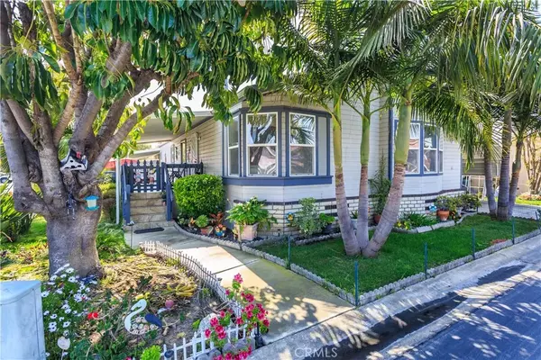 61 Malaga #61, Tustin, CA 92780