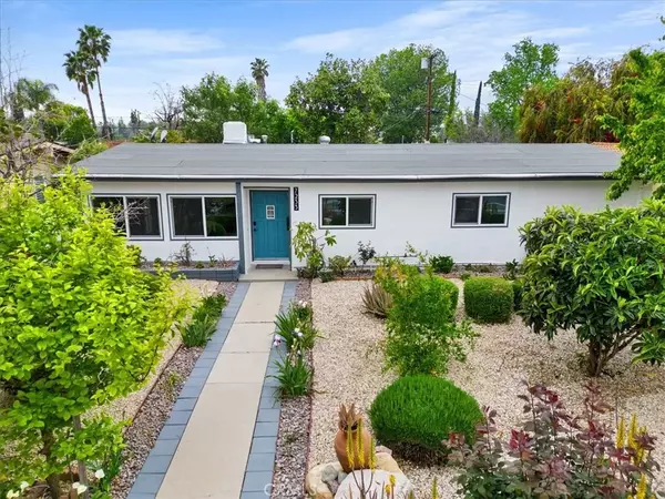 West Hills, CA 91307,7233 Fallbrook Avenue