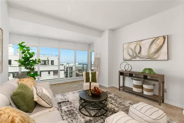 Long Beach, CA 90802,400 W Ocean Boulevard #1201